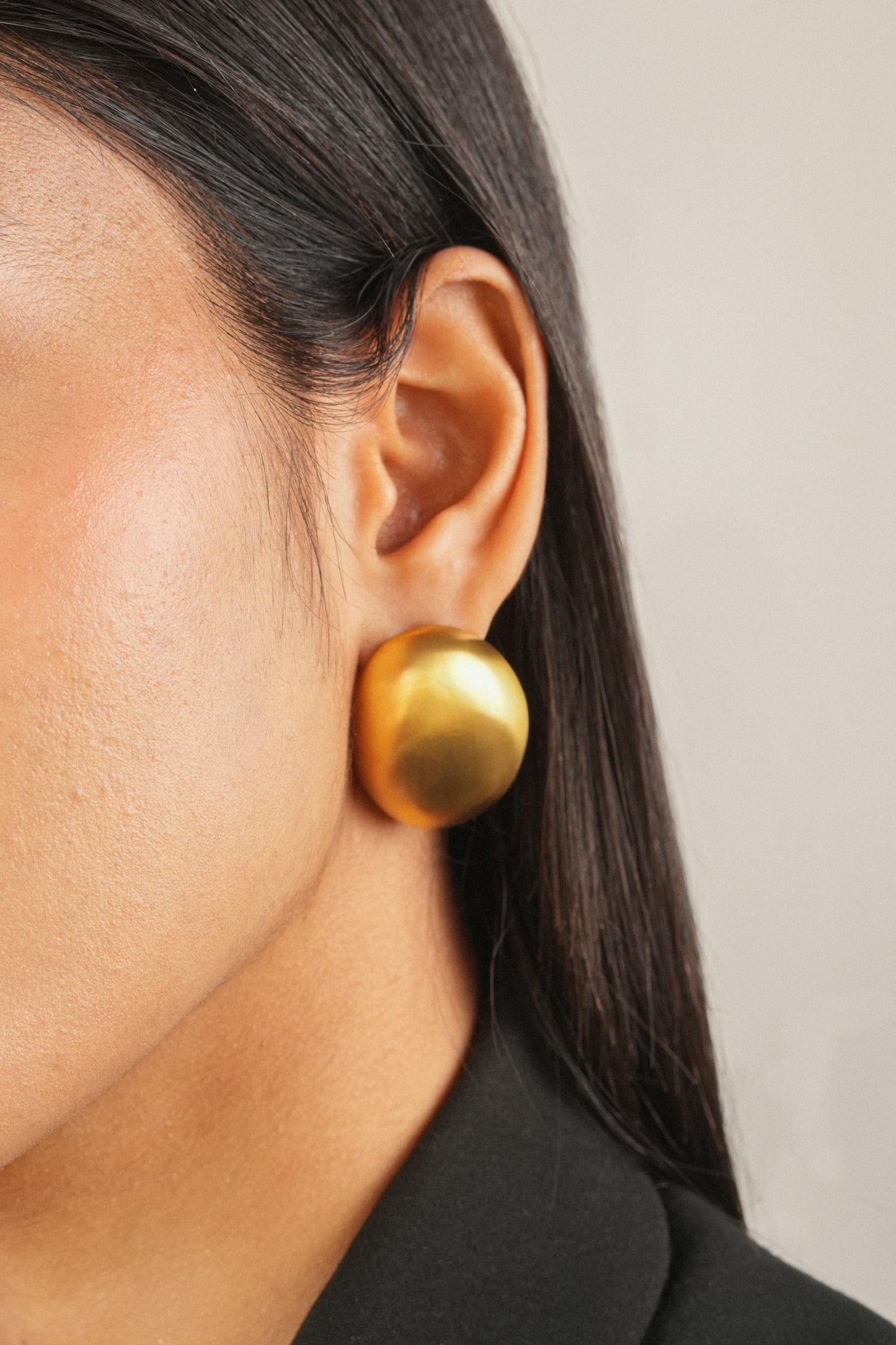 The gold luxe stud earrings
