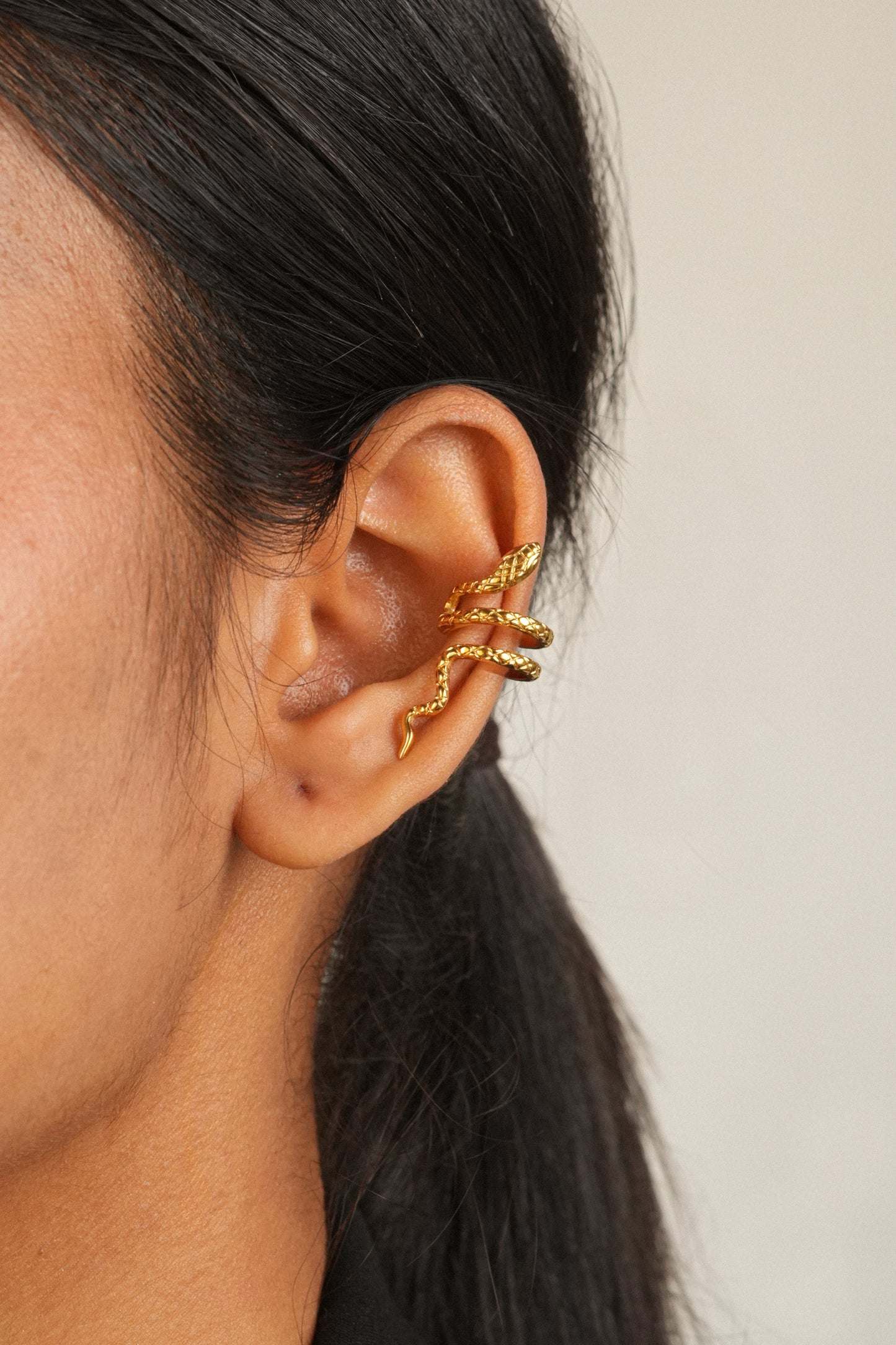 Serpent ear cuff