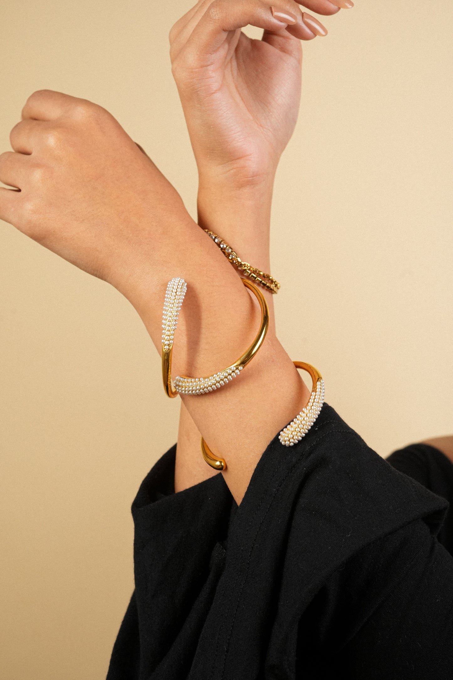 The pearl bangle