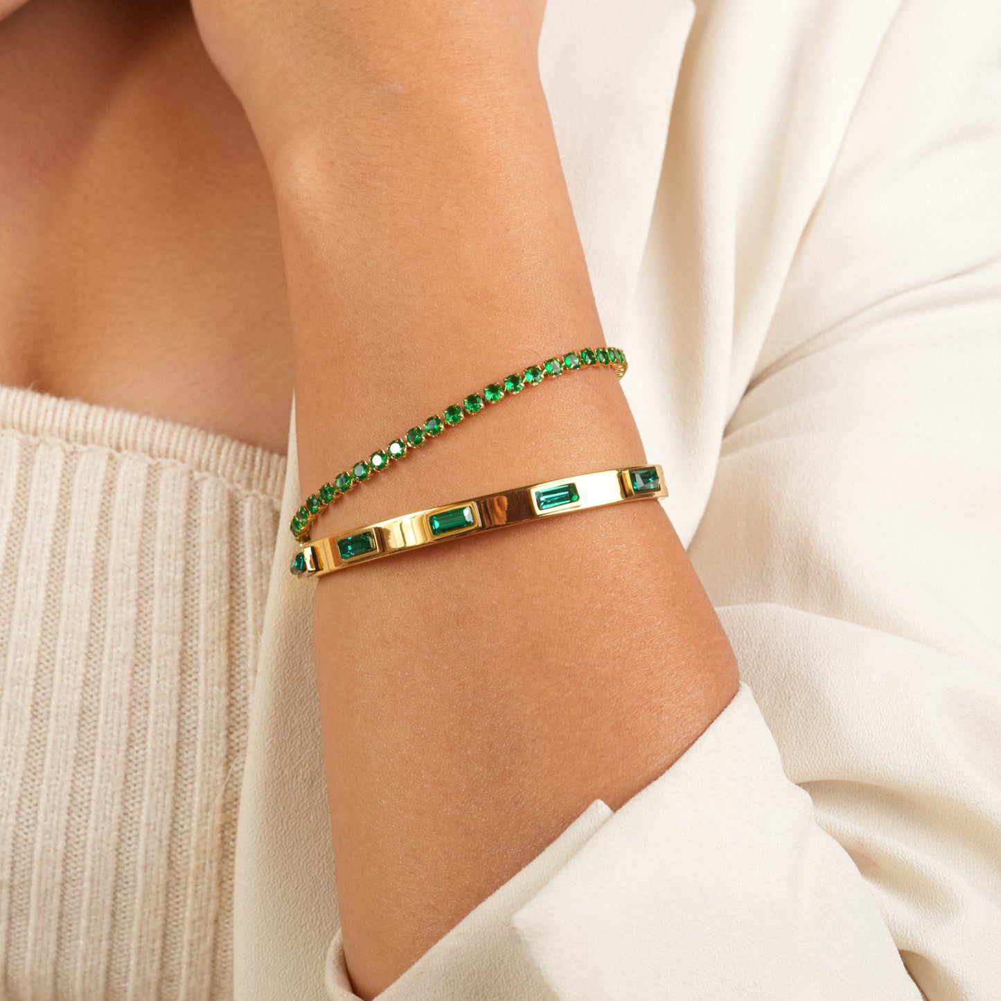 Jade radiance bangle
