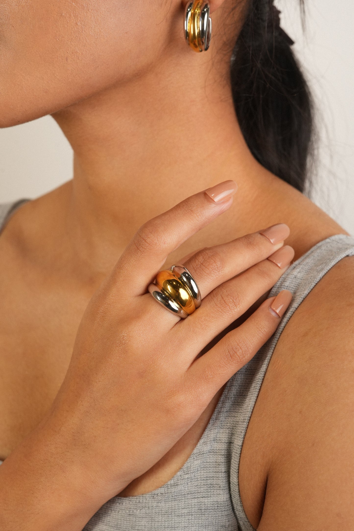 Dual tone ring