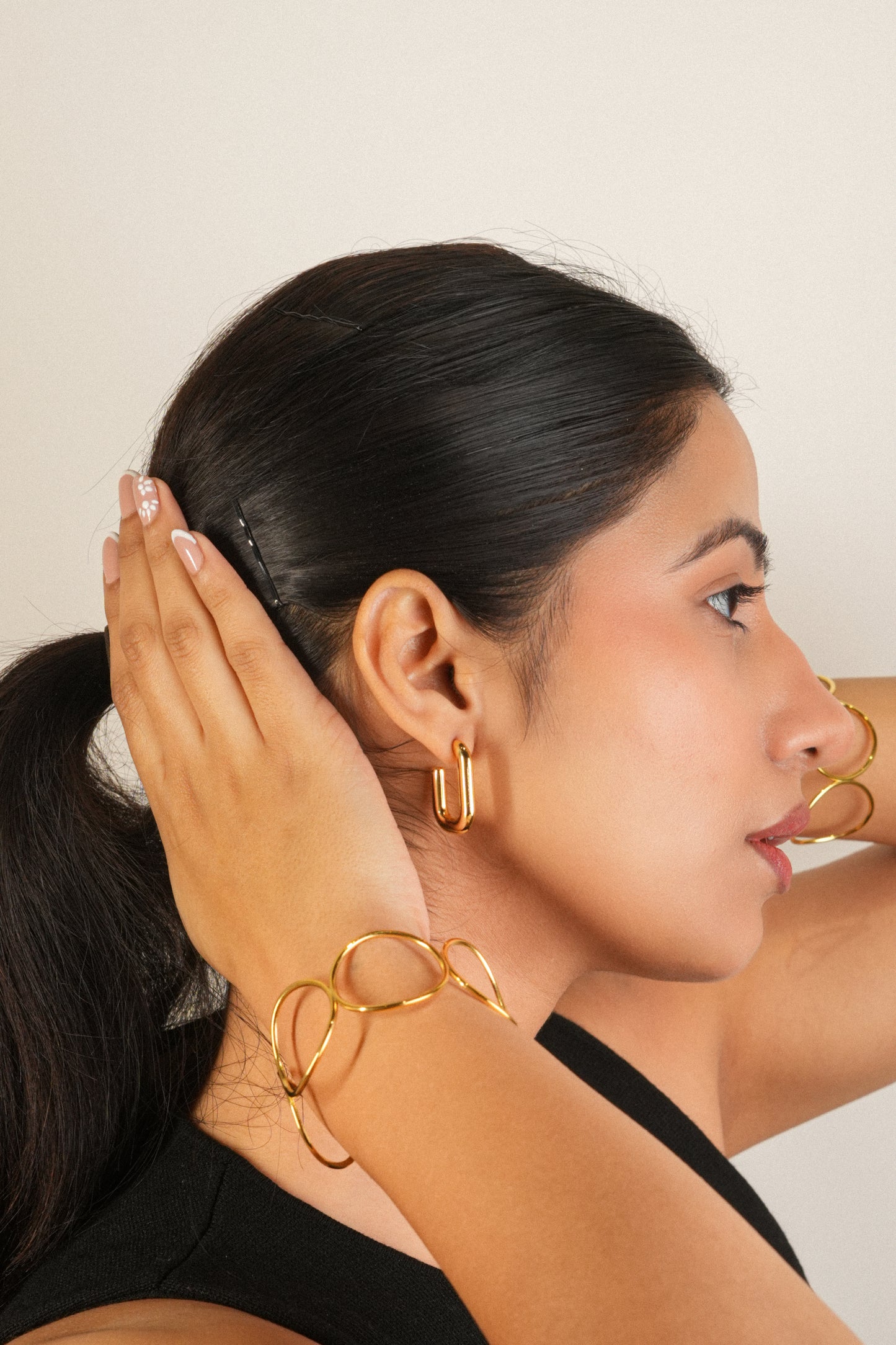 Angular hoops
