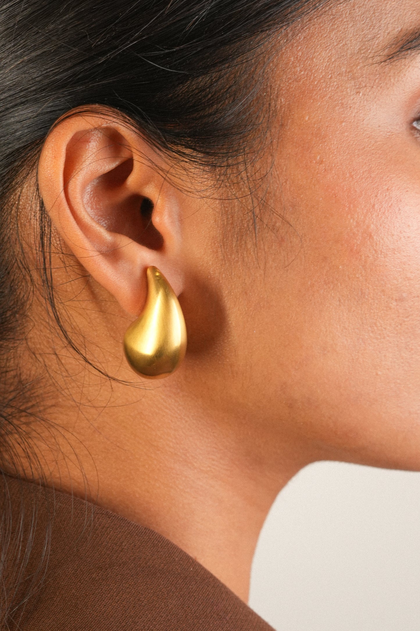 The Raya drop earrings
