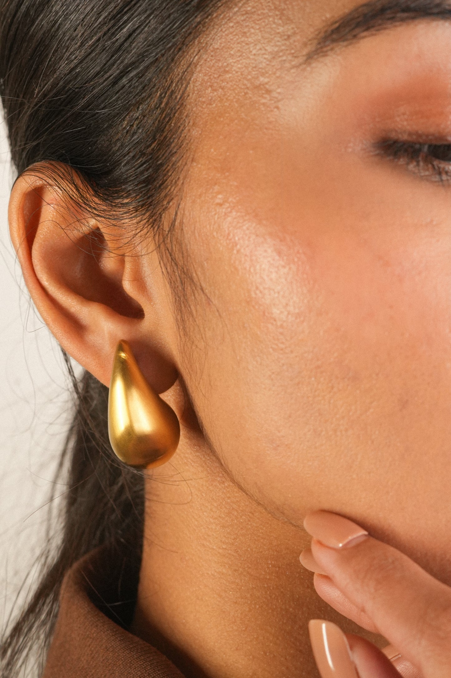 The Raya drop earrings