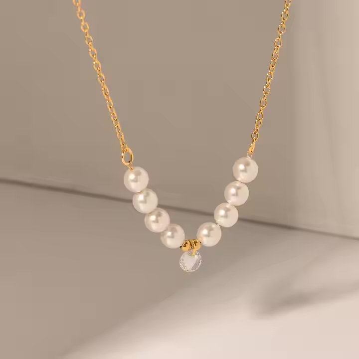 Ivory pearl necklace