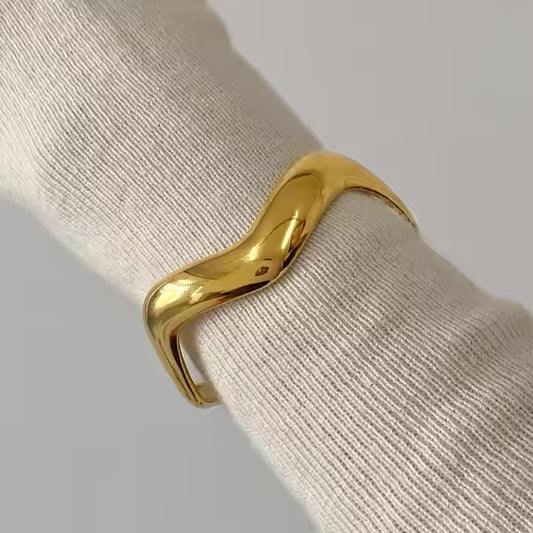 The Zahra Cuff Bangle